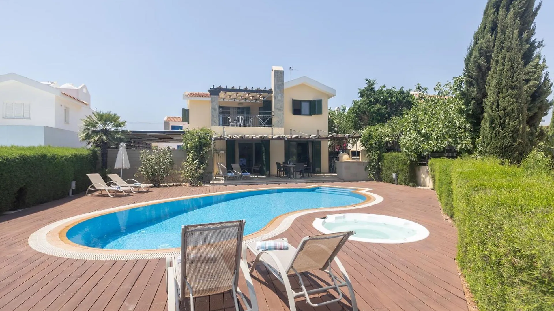Επικοινωνία με το Spetses Villa 5
